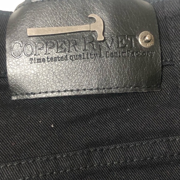 COPPER RIVET MEN SHORTS - Picture 7 of 9